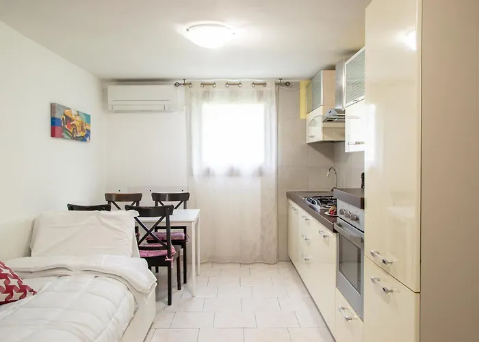 Welc-om Monte Della Madonna Apartment Padua